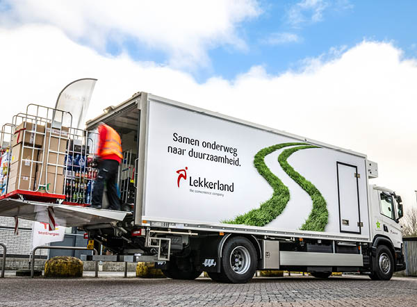 Vracht wordt gelost bij een locatie