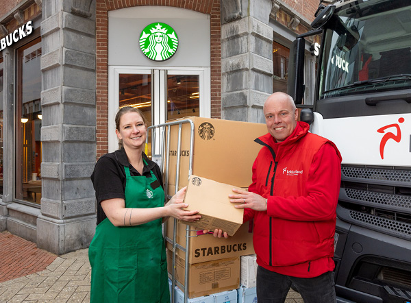 Starbucks medewerker en Lekkerland chauffeur