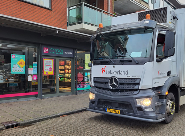 Levering van Lekkerland bij DA winkel